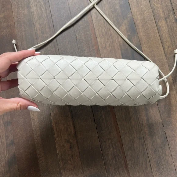 Bottega Veneta Mini Pouch in Wax - Picture 6 of 8